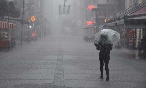 AKOM'dan İstanbul için sağanak uyarısı