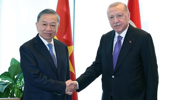 Cumhurbaşkanı Erdoğan, Vietnam Devlet Başkanı To Lam ile görüştü
