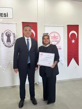 Hataylı kadın taksi şoförüne Ahilik Onur Ödülü verildi