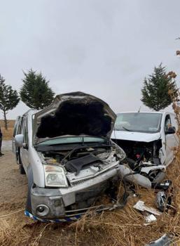 Marmaraereğlisi'nde iki araç çarpıştı; 2 yaralı