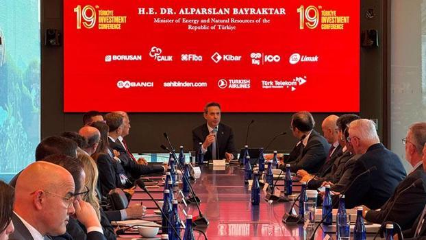 Bakan Bayraktar, ABD'de iş dünyası temsilcileri ve yatırımcılarla bir araya geldi