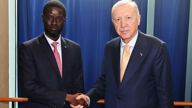 Cumhurbaşkanı Erdoğan, Senegal Cumhurbaşkanı Faye ile görüştü