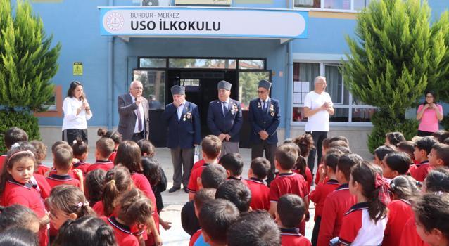 Gaziler ilkokul öğrencileriyle buluştu