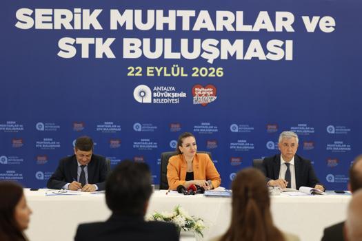 Başkan Vekili Özdemir Serik'te muhtarlarla buluştu