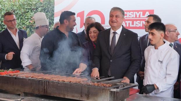 Uluslararası Adana Lezzet Festivali'ne İstanbul'da renkli tanıtım