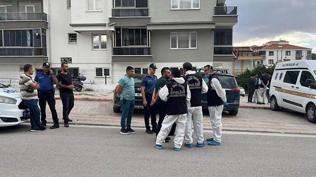 Boşanma aşamasındaki çift, evlerinde ‘siyanür var, girmeyin’ yazılı notla ölü bulundu