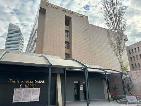 İzmir’de vatandaşlık vaadiyle haksız kazanç sağlayan şüphelilere operasyon: 3 gözaltı