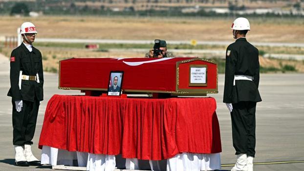 Şehit uzman çavuşun cenazesi, memleketine uğurlandı