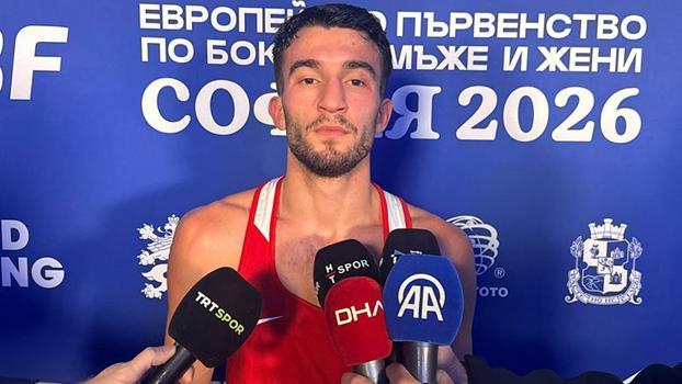 Milli boksör Semih Gümüş, Avrupa Şampiyonası’nda bronz madalya elde etti