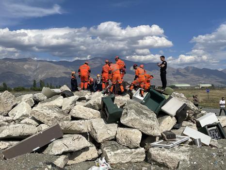 4 ilde 1052 personelle deprem tatbikatı