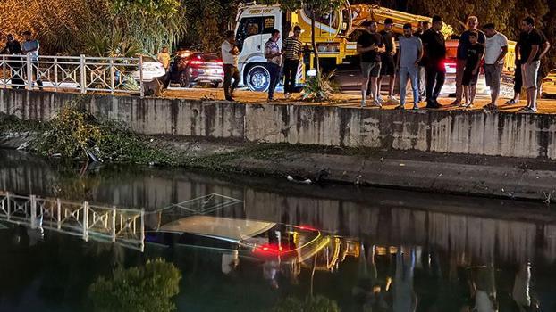 Kontrolden çıkan otomobil, sulama kanalına uçtu