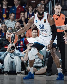 Barcelona - Anadolu Efes: 89-82