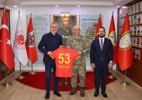 Çorluspor 1947'den Gazi Tümgeneral Davut Ala'ya ziyaret
