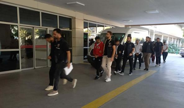Manisa merkezli 12 ilde yatırım ve fon dolandırıcılığı yapan çeteye operasyon: 20 gözaltı