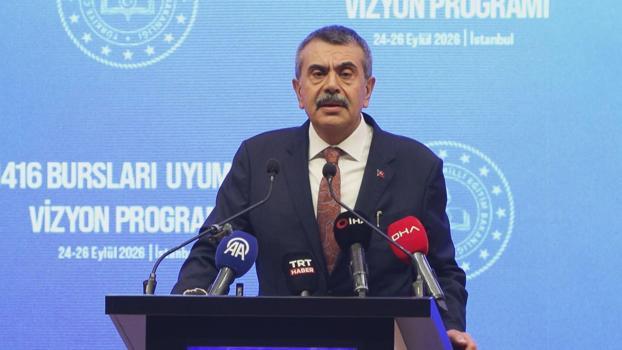 Bakan Tekin, '1416 Bursları Uyum ve Vizyon' programında konuştu