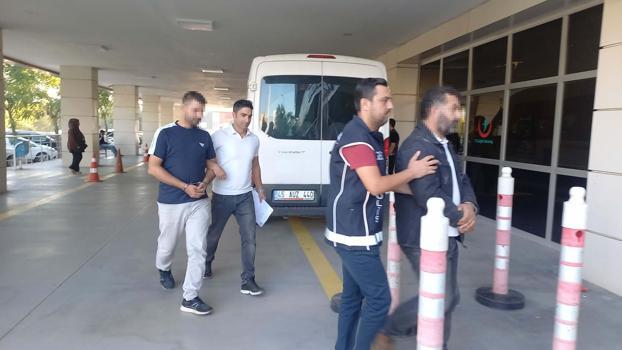 Manisa'da insan kaçakçılığı şüphelisi 2 kişi yakalandı