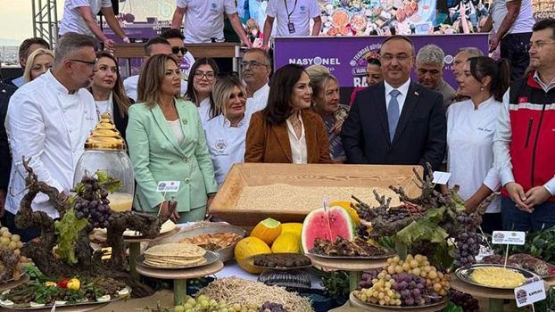 Tekirdağ'da Uluslararası Gastronomi ve Bağcılık Festivali başladı
