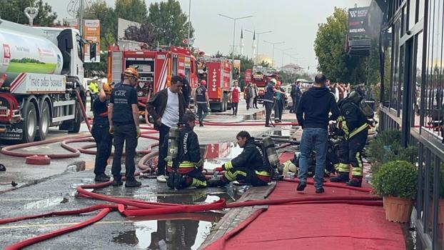 Sakarya'da restoranda yangın (2)