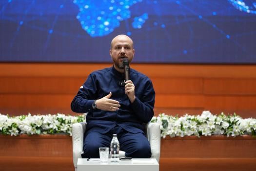 Bilal Erdoğan: İslam dünyasının birlikte güçlü olmasına öncülük edebiliriz