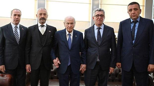 Bahçeli, Sarallar ve Şahinler aileleri ile buluştu