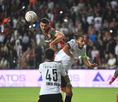 Gaziemirspor dolu dizgin