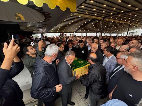Gazeteci Dursun Biran Yılmaz, evlilik yıl dönümünde toprağa verildi