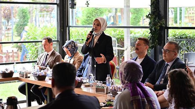 Bakan Göktaş, 'Türkiye Yüzyılı Buluşmaları' kapsamında Bahçelievler’i ziyaret etti