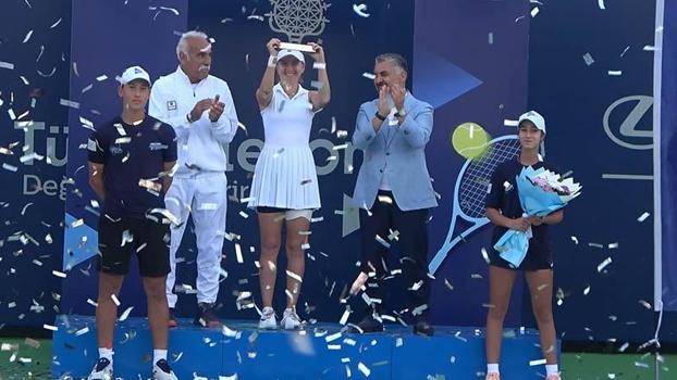 Türk Telekom Ankara Açık WTA 125’te şampiyon Berfu Cengiz