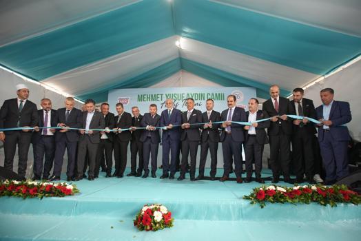 Arnavutköy’de Mehmet Yusuf Aydın Camisi, Bakan Işıkhan’ın katılımıyla ibadete açıldı