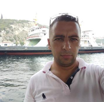 İnşaat demirlerinin altında kalan işçi hayatını kaybetti
