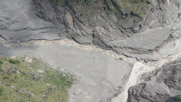 Nepal'de çığ düşmesi sonucu 2 kişi hayatını kaybetti, 14 kişi kayboldu
