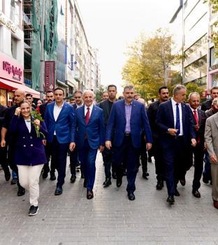 Bakan Çiftci, 'Türkiye Yüzyılı Buluşmaları' kapsamında Ümraniye’yi ziyaret etti
