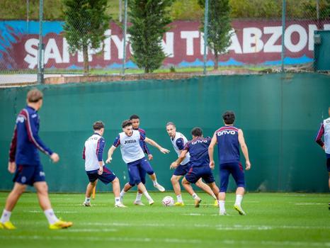 Trabzonspor’da, Samsunspor maçı hazırlıkları sürüyor