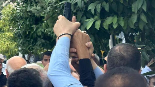 Mersin'de Yeni Parti İlçe Başkanlığı ön seçiminde havaya ateş eden şüpheli tutuklandı