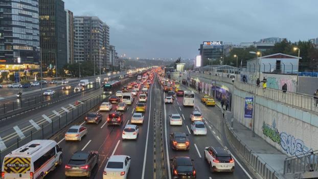 İstanbul'da trafik yoğunluğu yüzde 78'e ulaştı