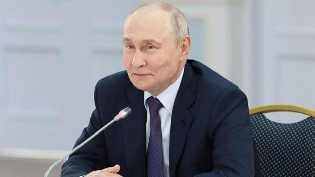 Rusya Devlet Başkanı Putin orduyu büyütme kararı aldı