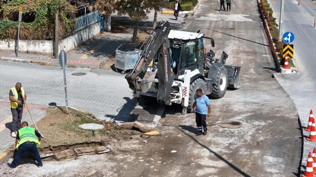 Söke'de yol yenileme ve altyapı çalışmaları eş zamanlı sürdürülüyor