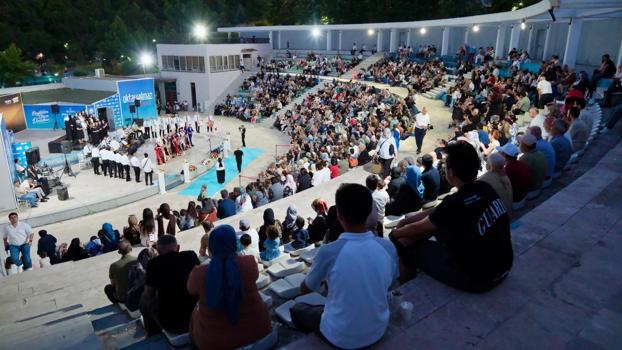 Yıldırım Belediyesi’nin kültür sanat etkinliklerine 30 bin kişi katıldı