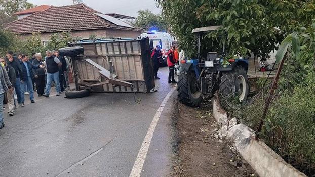 Balıkesir’de traktör römorku devrildi: 23 yaralı