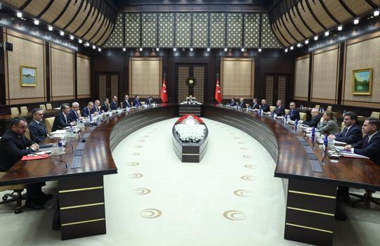 Cumhurbaşkanı Yardımcısı başkanlığında 'Fon Koordinasyon Kurulu' oluşturuldu