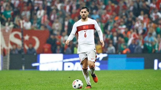 A Milli Futbol Takımı'nda Orkun Kökçü, aday kadrodan çıkarıldı