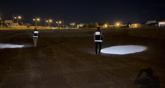 Otomobilden atılan poşetten uyuşturucu çıktı: 1 tutuklama