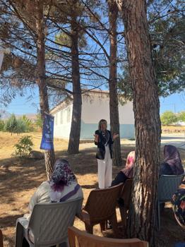 TİKAV, 'Kuşaktan Kuşağa Konuşuyoruz’ projesiyle kırsaldaki kadınlarla buluştu
