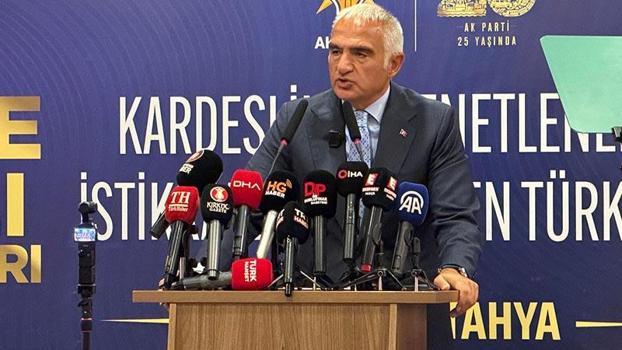Bakan Ersoy: Turizmde büyümeyi, gelişmeyi ve zirve mücadelemizi sürdüreceğiz