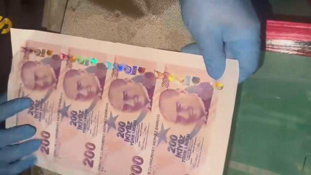 Fatih’te sahte para operasyonu: 1 milyon 963 bin 800 avro ele geçirildi