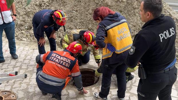 Avcılar’da rögara düşen kadını itfaiye kurtardı