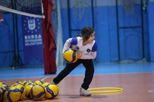 Kış Spor Okulları 3 Ekim'de başlıyor