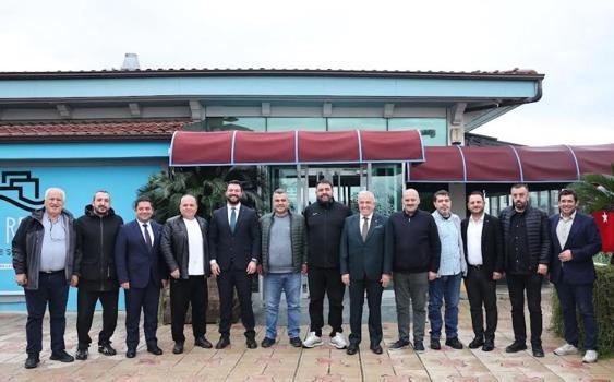 Nilüfer Belediye Başkanı, Bursaspor tribün liderleriyle bir araya geldi