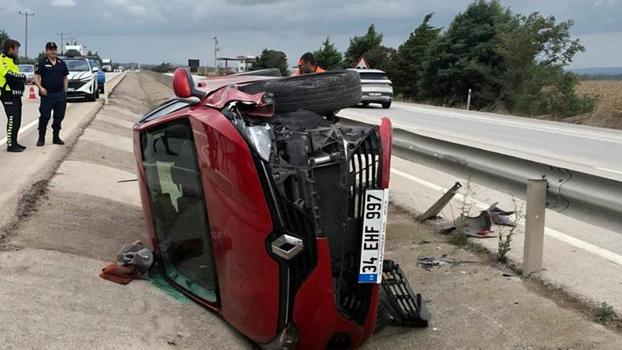 Bursa'da otomobil yol kenarındaki kanala düştü : 1 yaralı