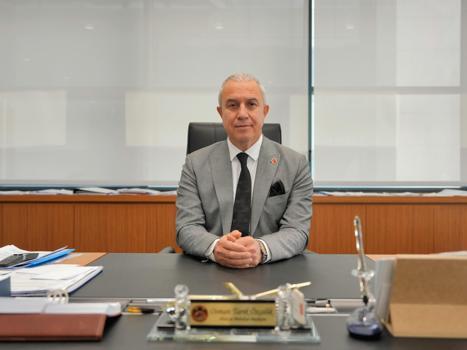 Alanya Belediye Başkanı Özçelik, CHP'den istifa etti